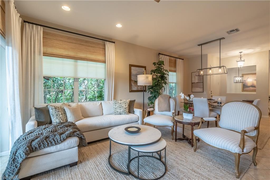 4501 Cardinal Cove LN