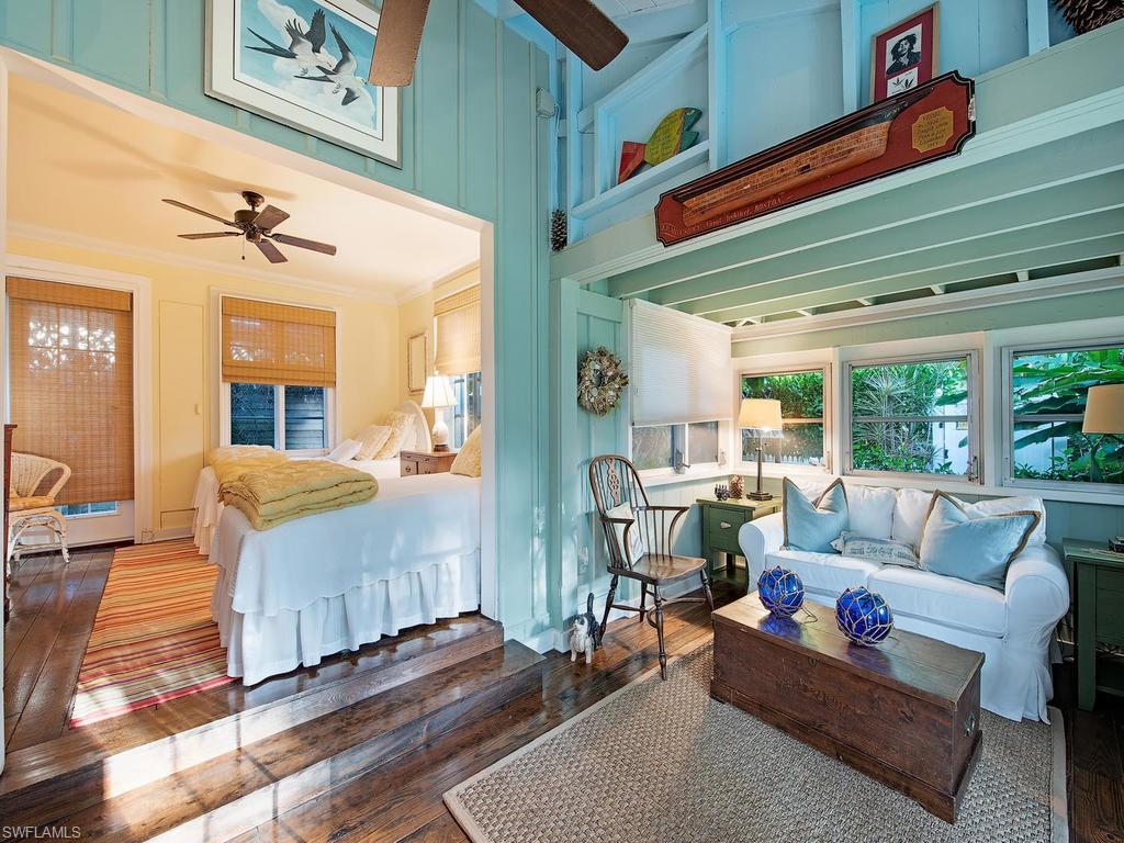 AQUALANE SHORES - Residential