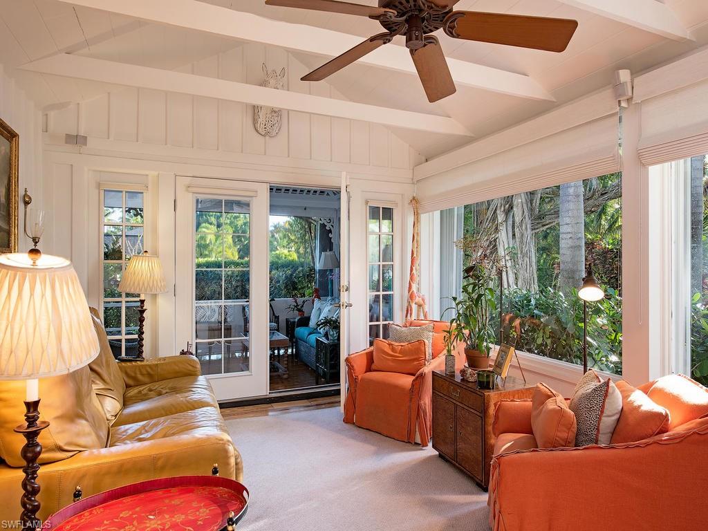 AQUALANE SHORES - Residential