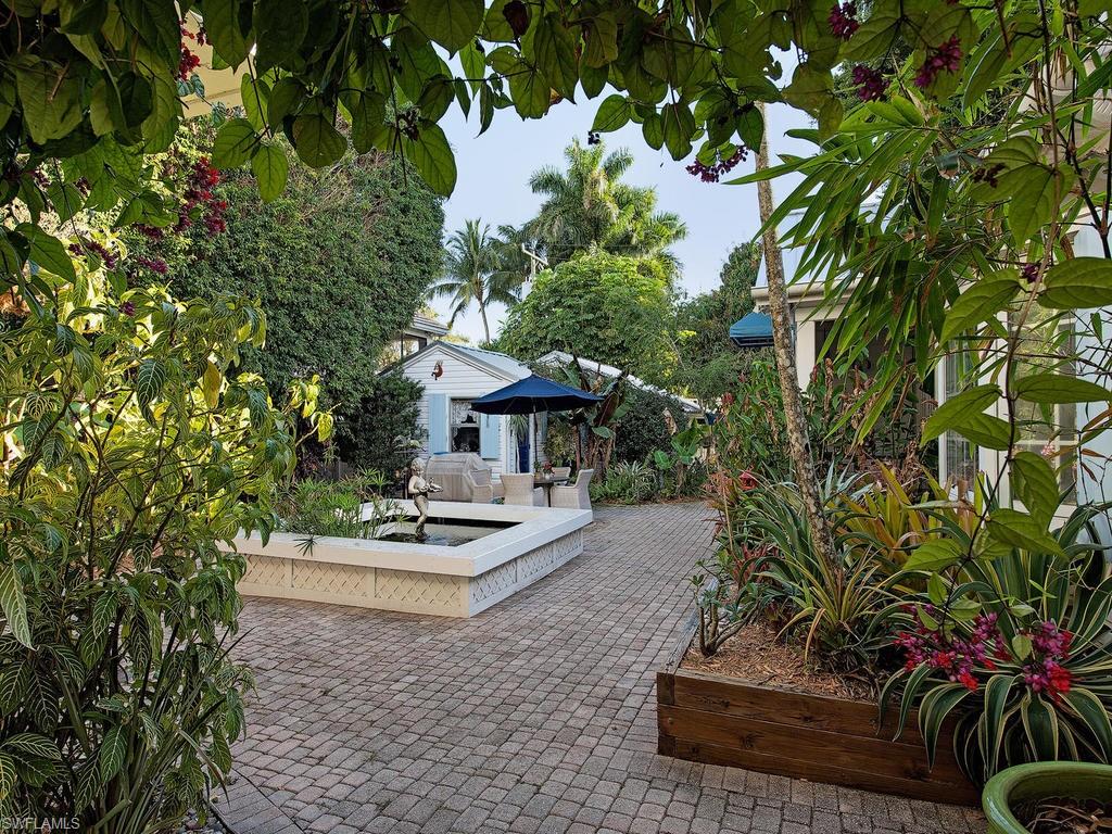 AQUALANE SHORES - Residential