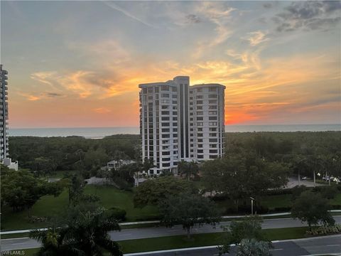 A home in NAPLES