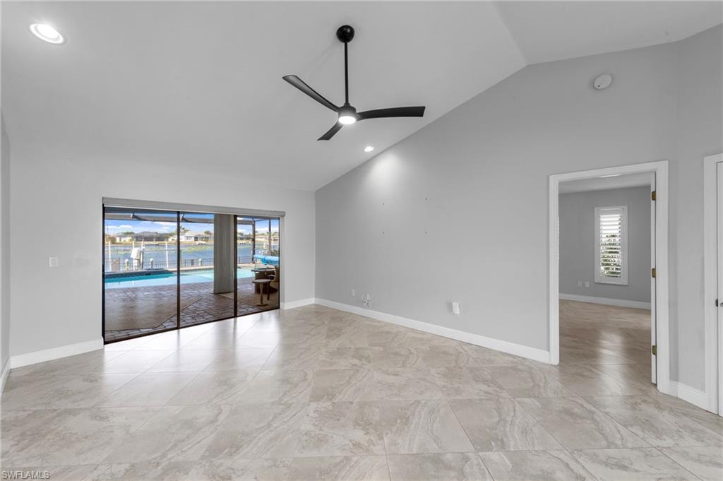 CAPE CORAL - Residential