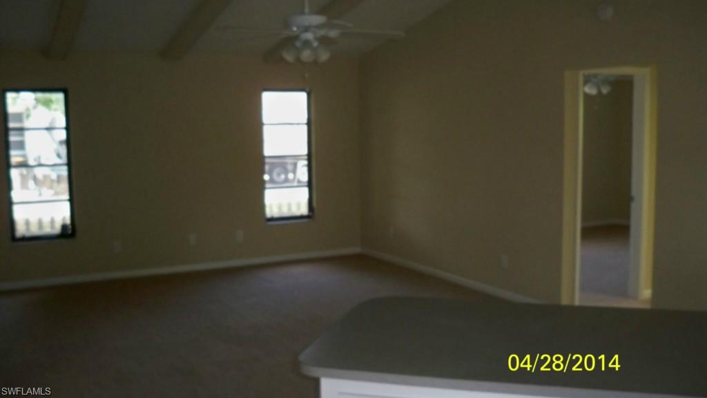 SAN CARLOS PARK - Residential