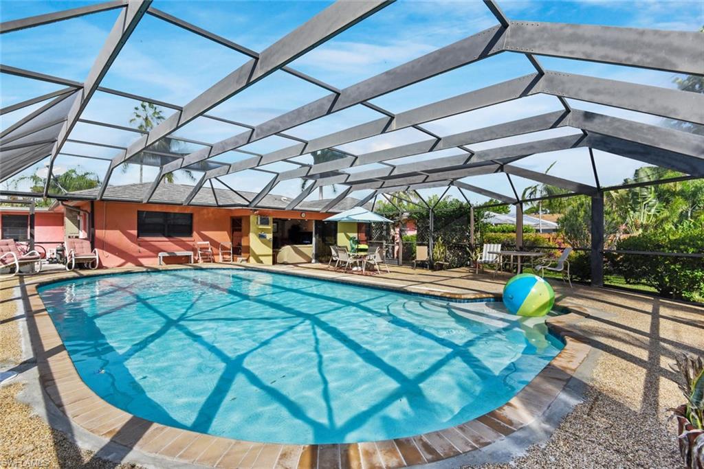 NAPLES PARK - Residential