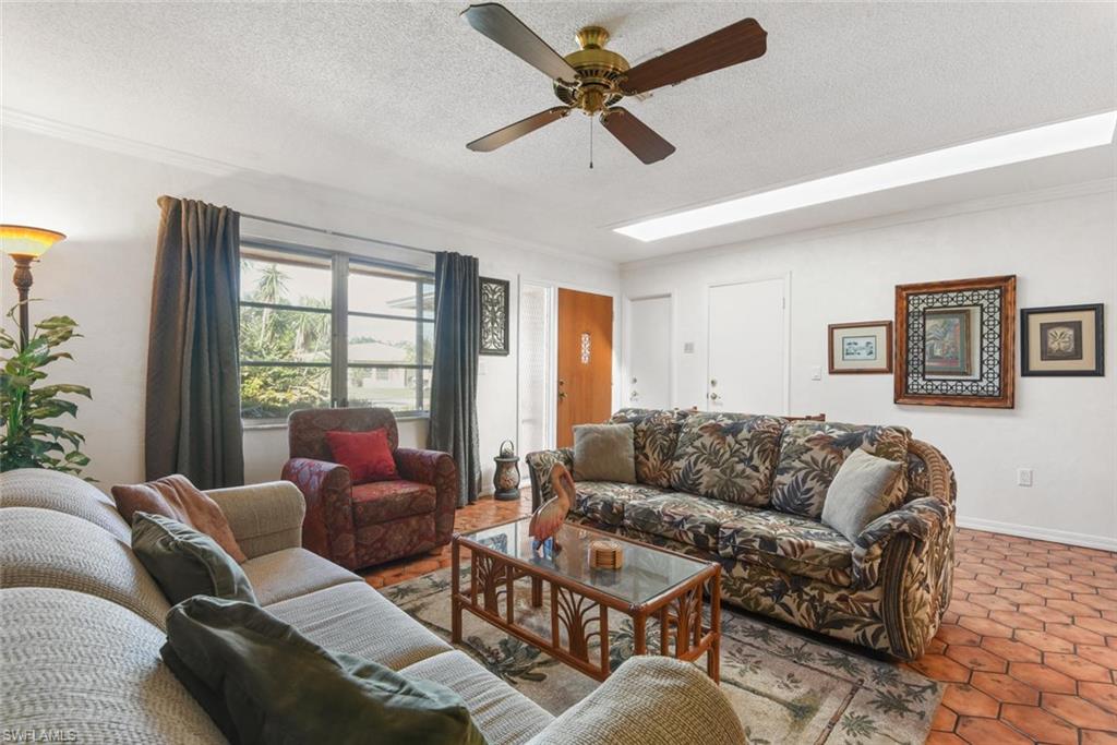 NAPLES PARK - Residential