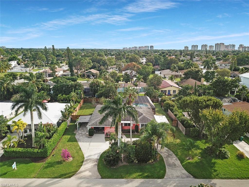 NAPLES PARK - Residential