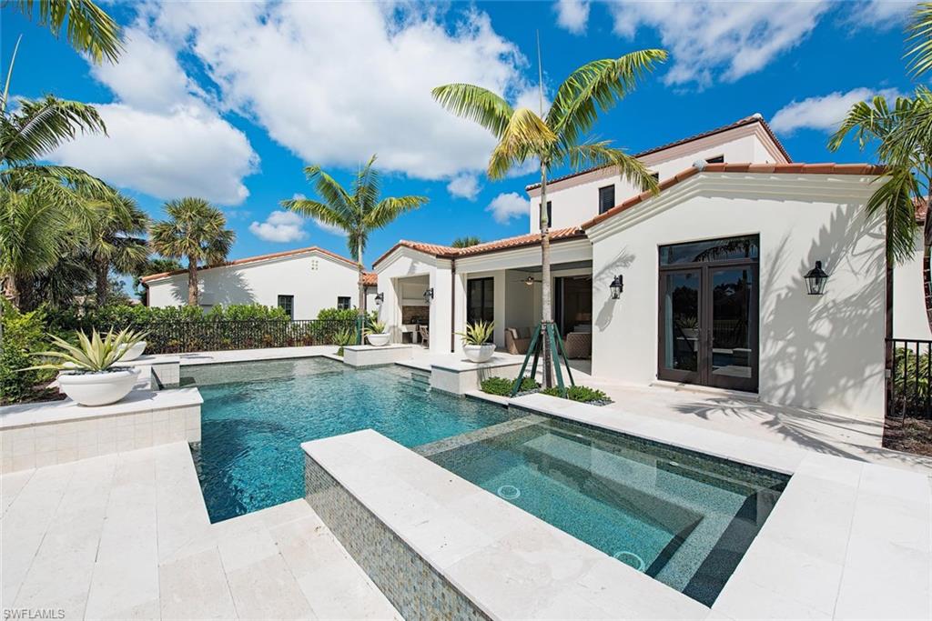 LUCARNO - Residential