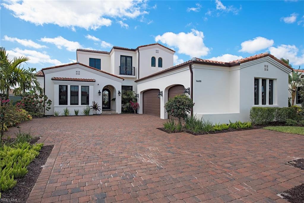 LUCARNO - Residential