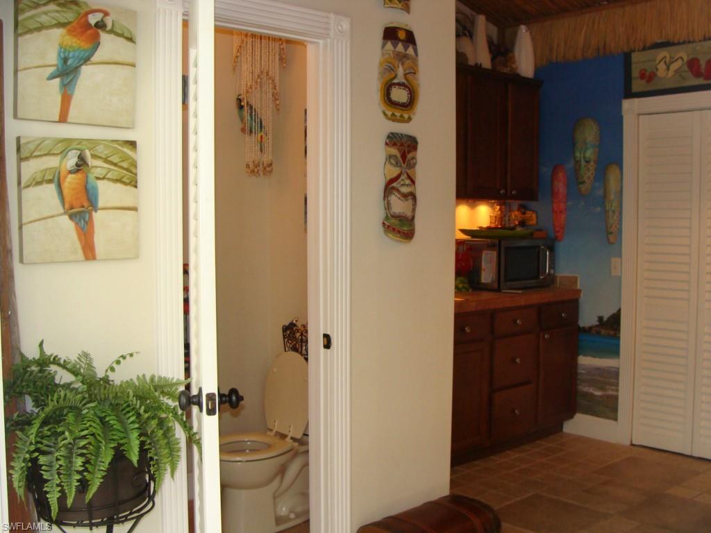 CAPTAINS COVE CONDO - Residential