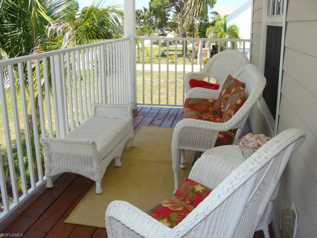 CAPTAINS COVE CONDO - Residential