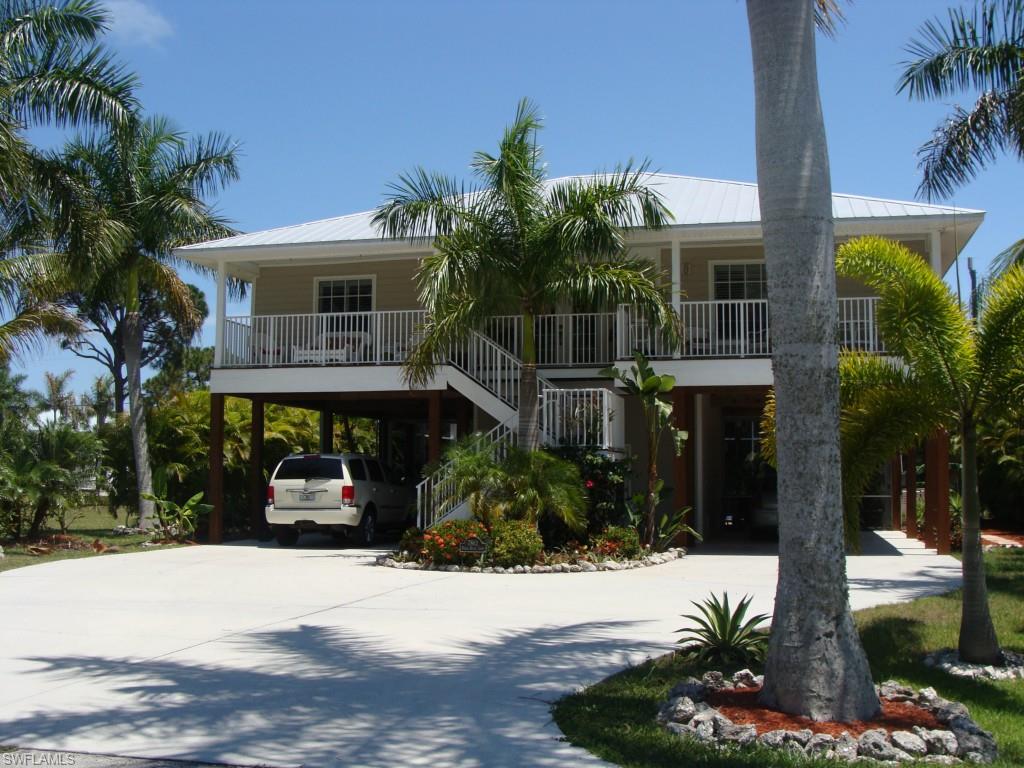 CAPTAINS COVE CONDO - Residential