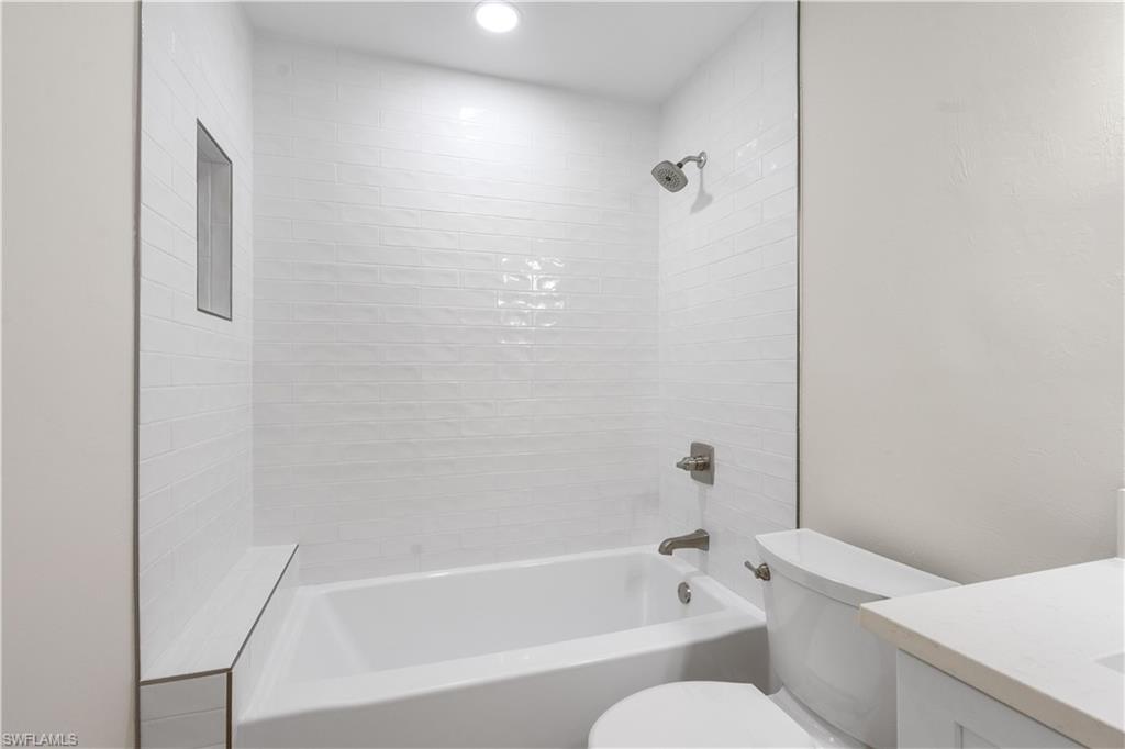 CLUB AT CRYSTAL LAKE CONDOMINIUM - Residential