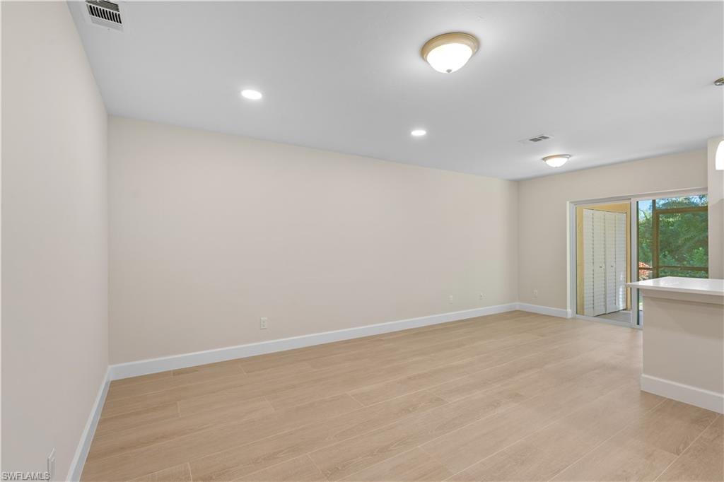 CLUB AT CRYSTAL LAKE CONDOMINIUM - Residential