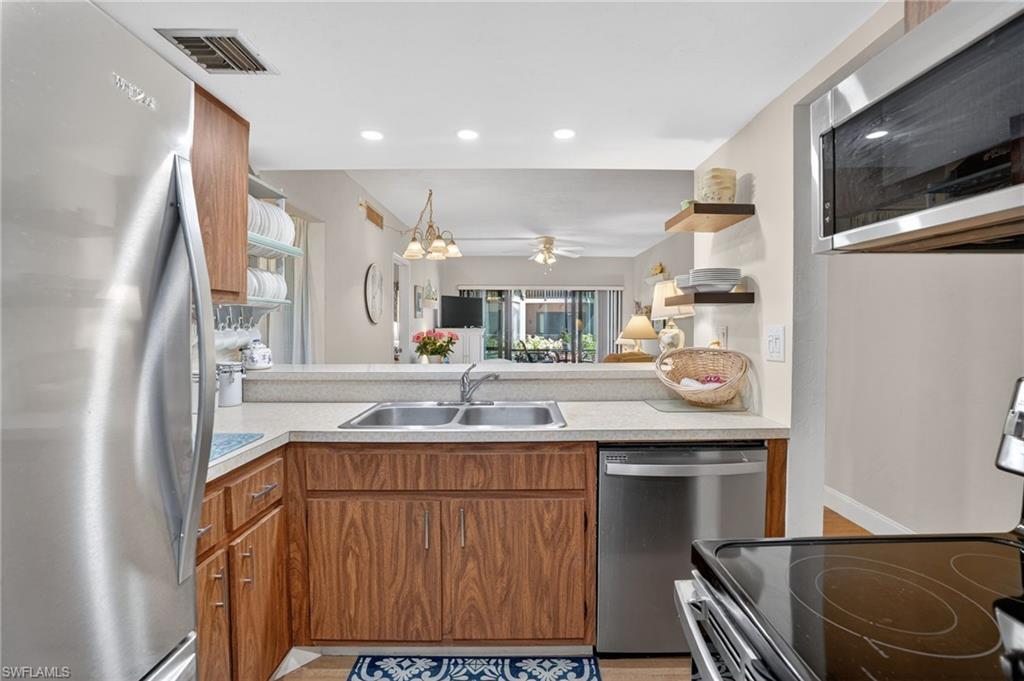 MARINER APTS MARCO ISLAND - Residential