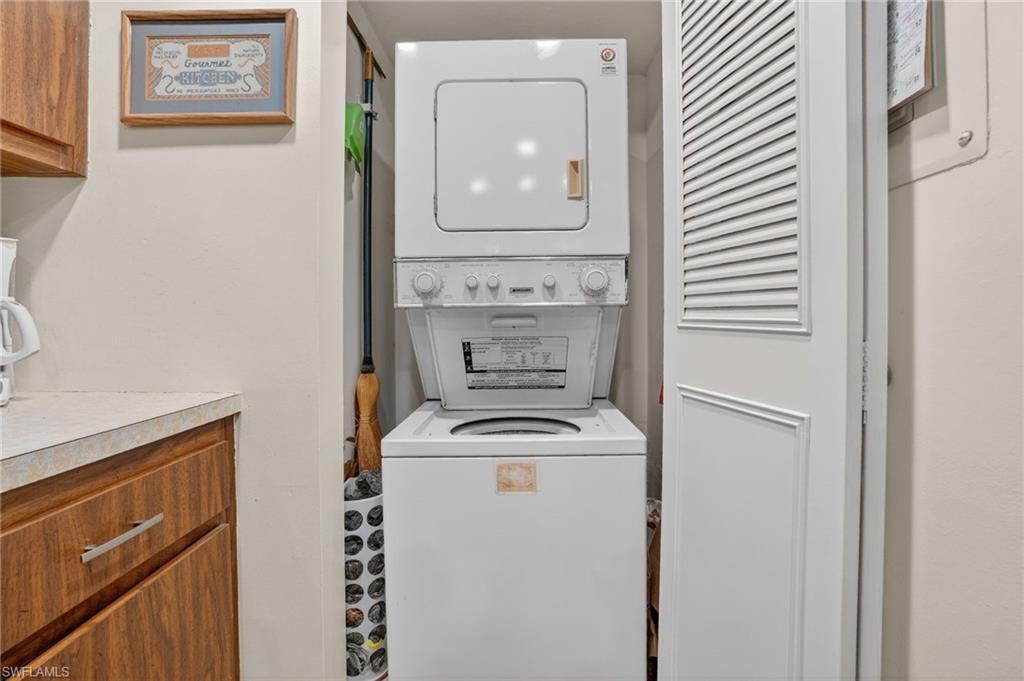 MARINER APTS MARCO ISLAND - Residential