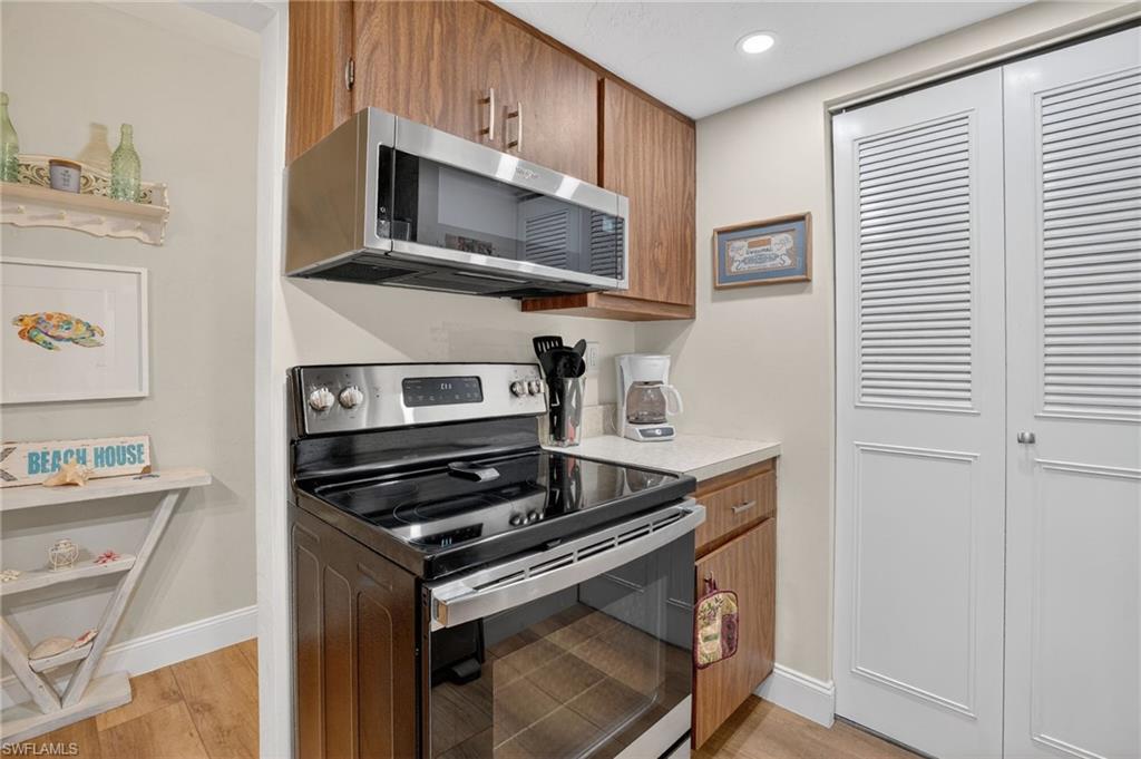 MARINER APTS MARCO ISLAND - Residential