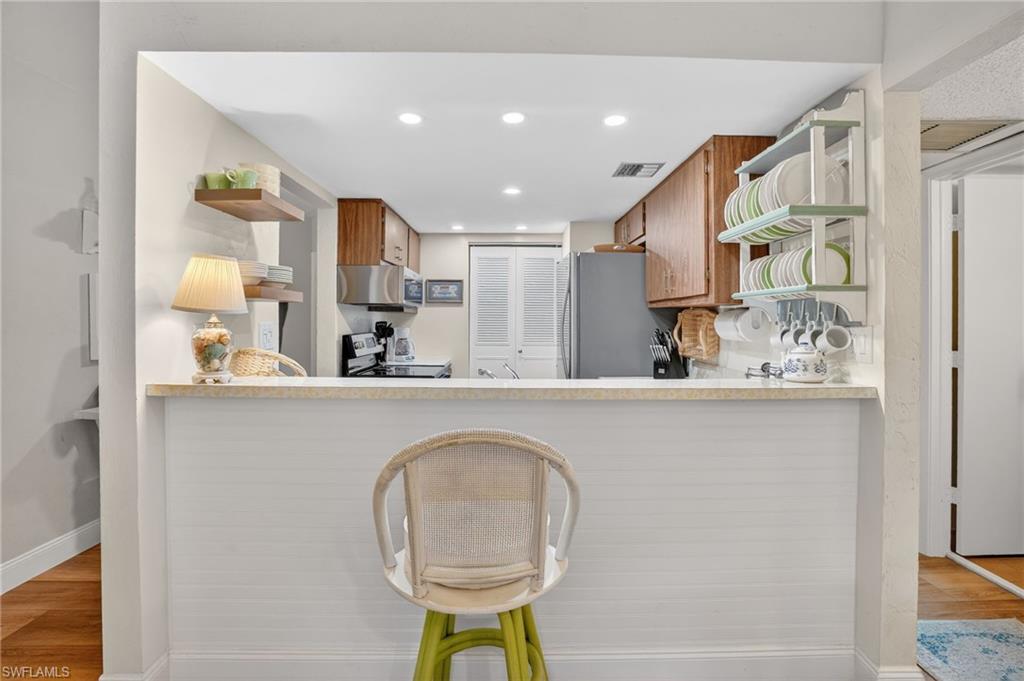 MARINER APTS MARCO ISLAND - Residential