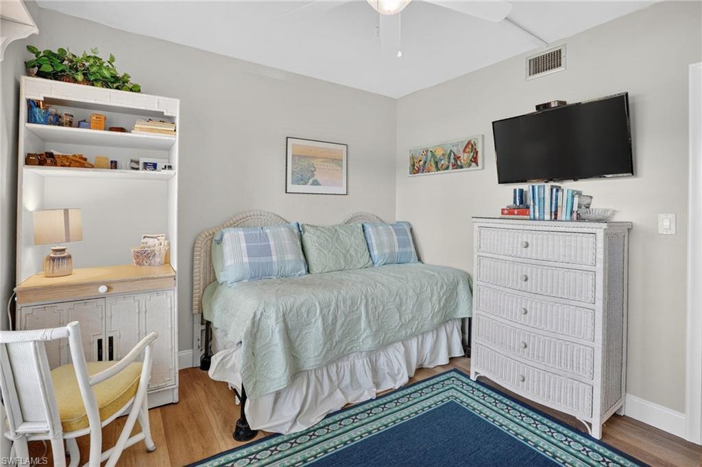 MARINER APTS MARCO ISLAND - Residential