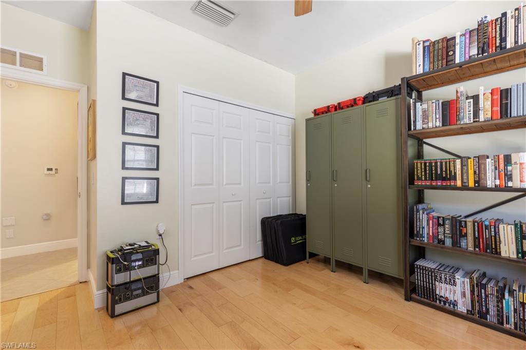 SWEETWATER BAY - Residential