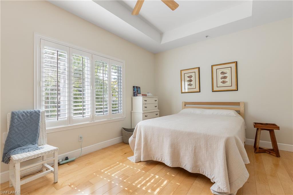 SWEETWATER BAY - Residential