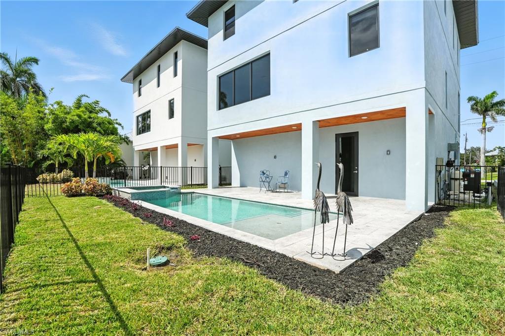 PORT CHARLOTTE - Residential