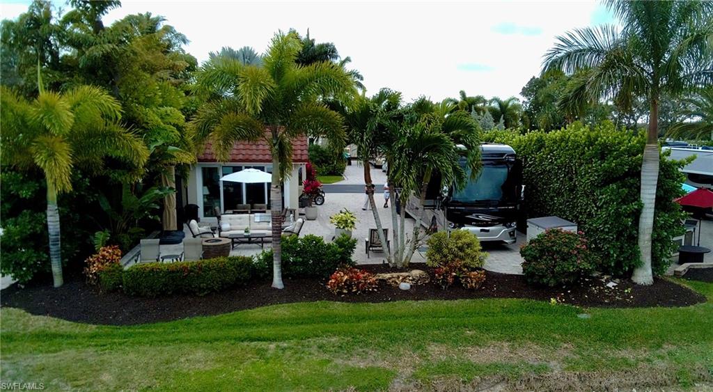 PELICAN LAKE RV RESORT - Land