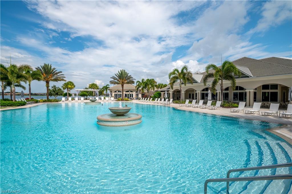 CORKSCREW SHORES - Residential