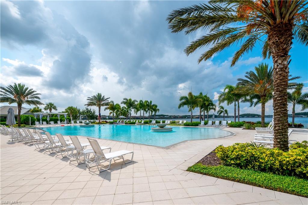 CORKSCREW SHORES - Residential