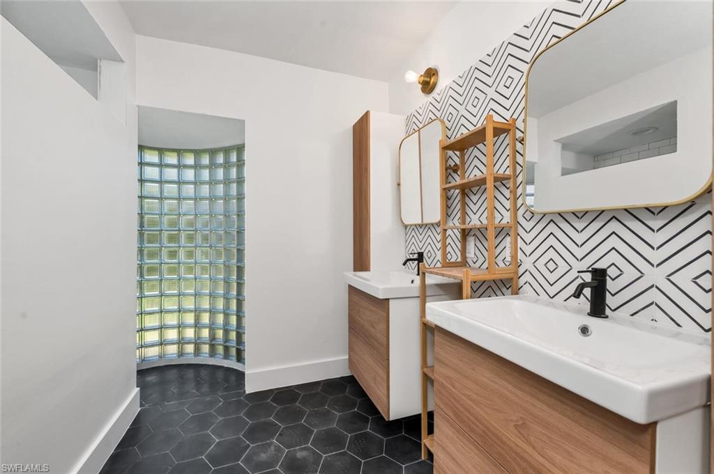 MILL RUN - Residential