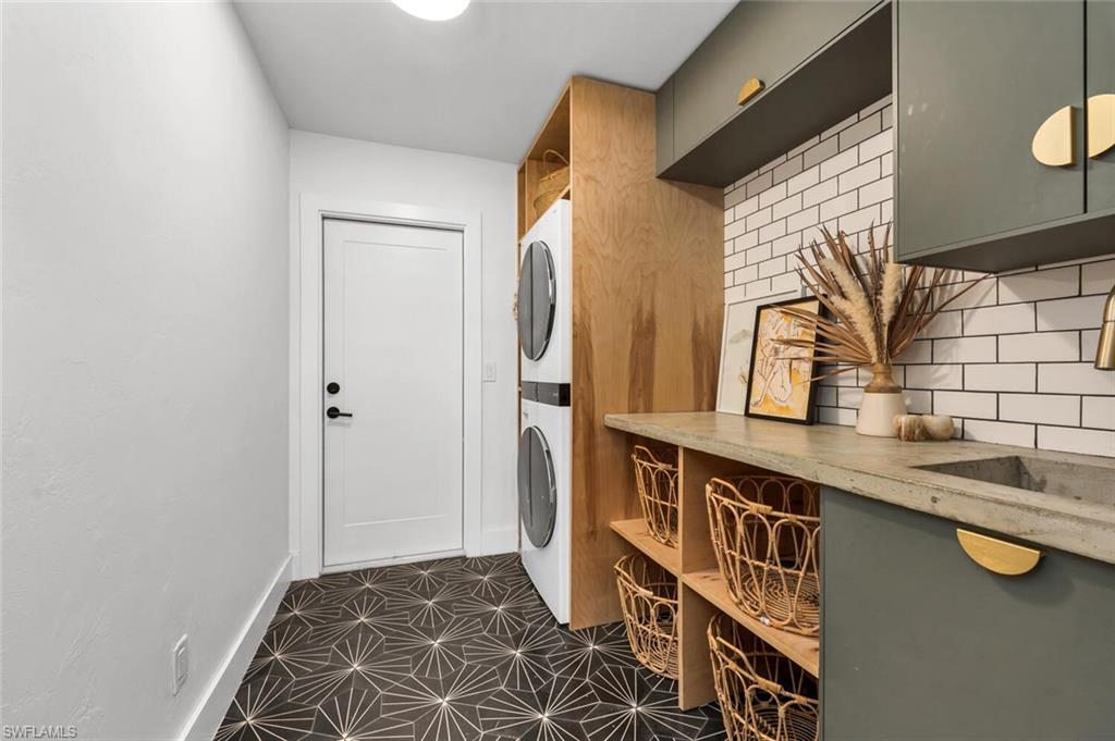 MILL RUN - Residential