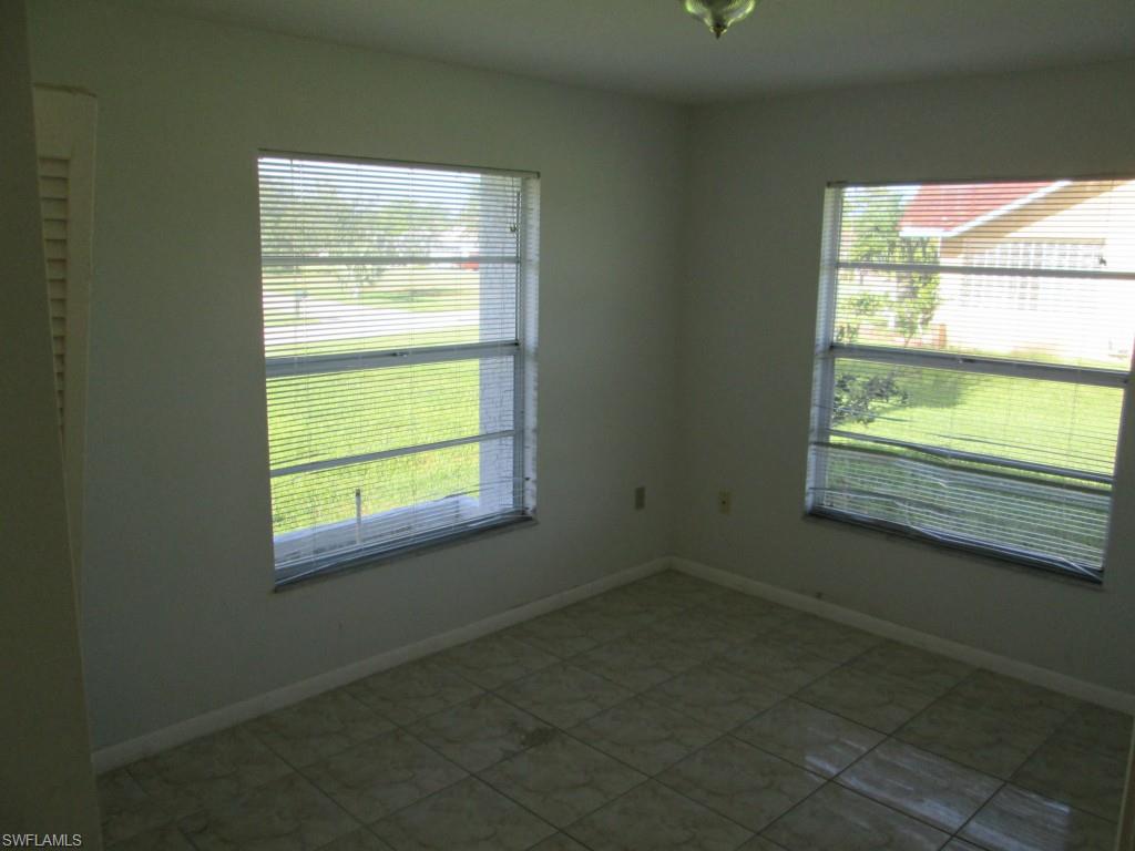 COUNTRY CLUB ESTATES - Residential