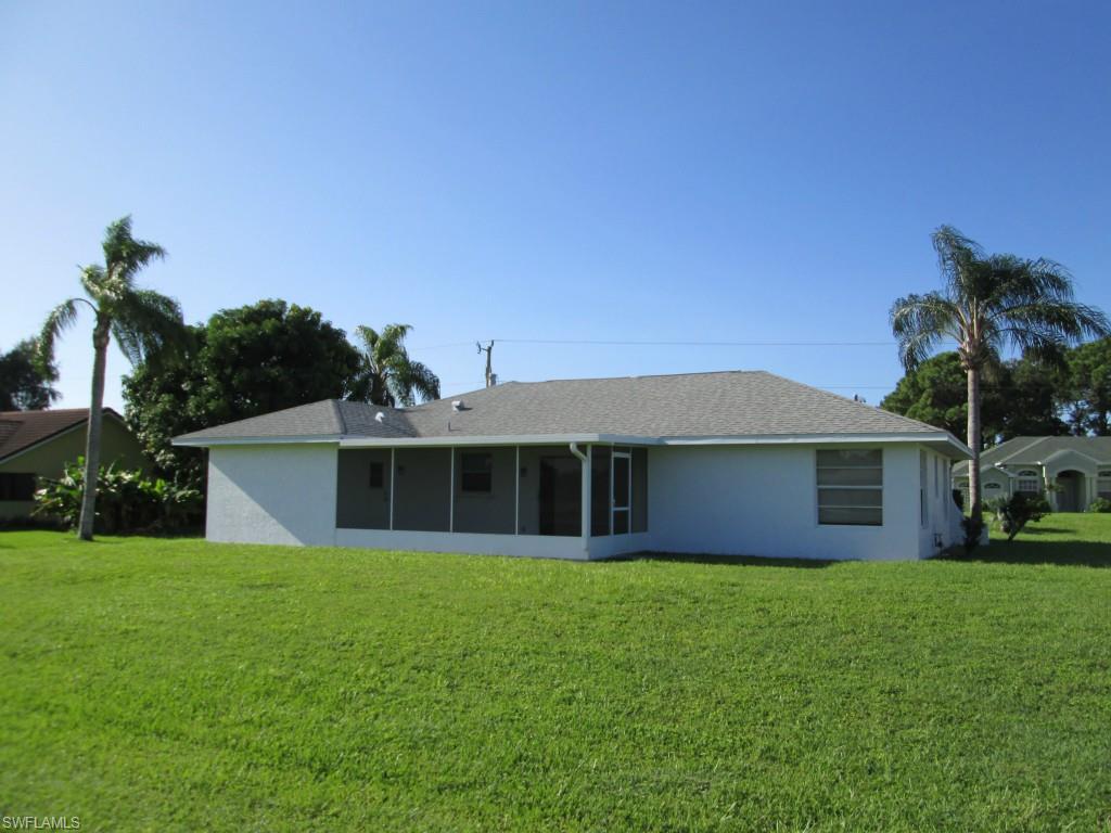 COUNTRY CLUB ESTATES - Residential