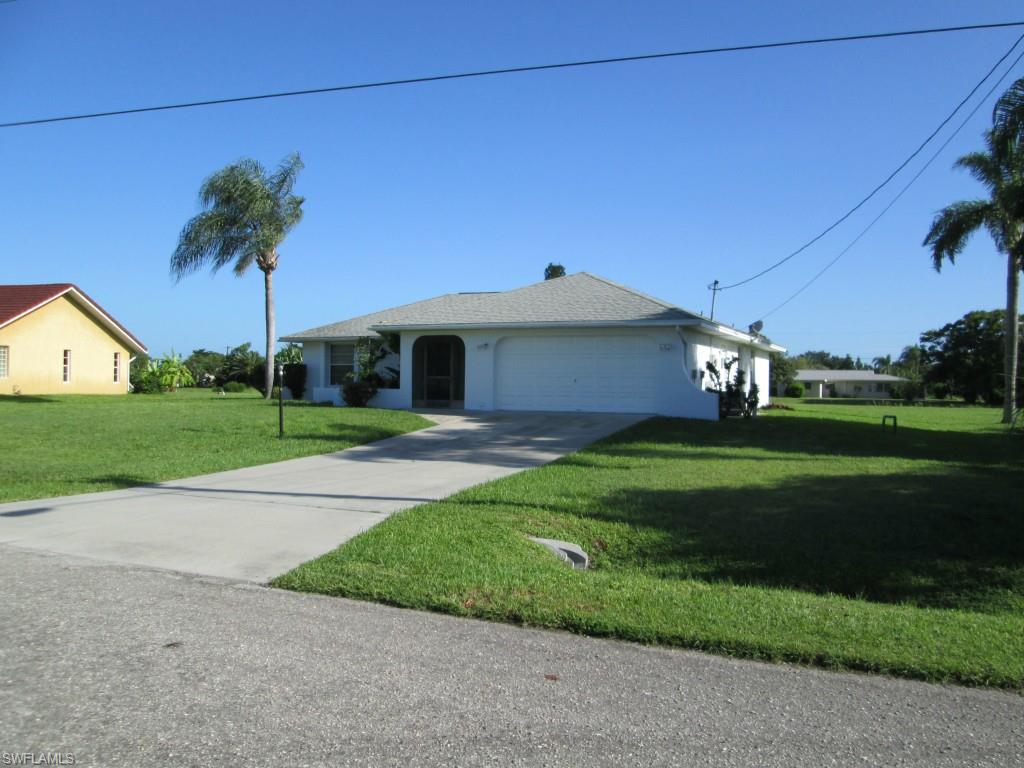 COUNTRY CLUB ESTATES - Residential