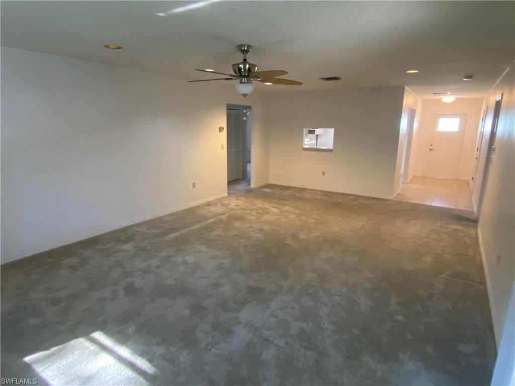 PARADISE SHORES - Residential