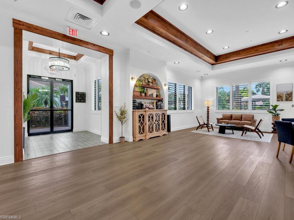 BOTANICA LAKES - Residential Lease