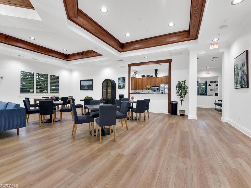 BOTANICA LAKES - Residential Lease