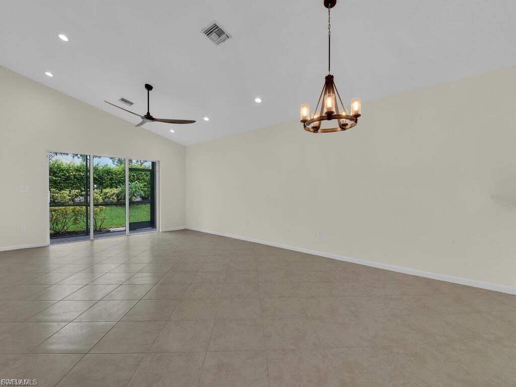 BOTANICA LAKES - Residential Lease