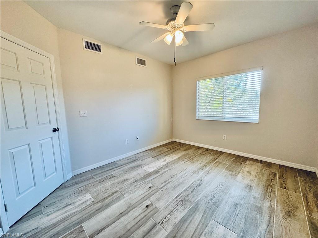 LAKESIDE HIDEAWAY - Residential Lease