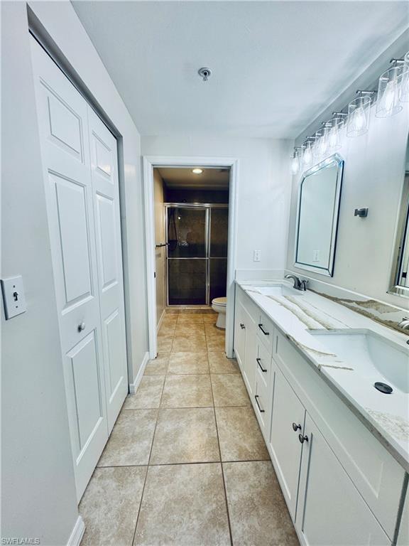 LAKESIDE HIDEAWAY - Residential Lease