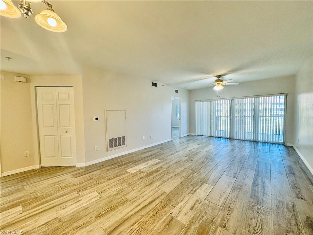 LAKESIDE HIDEAWAY - Residential Lease