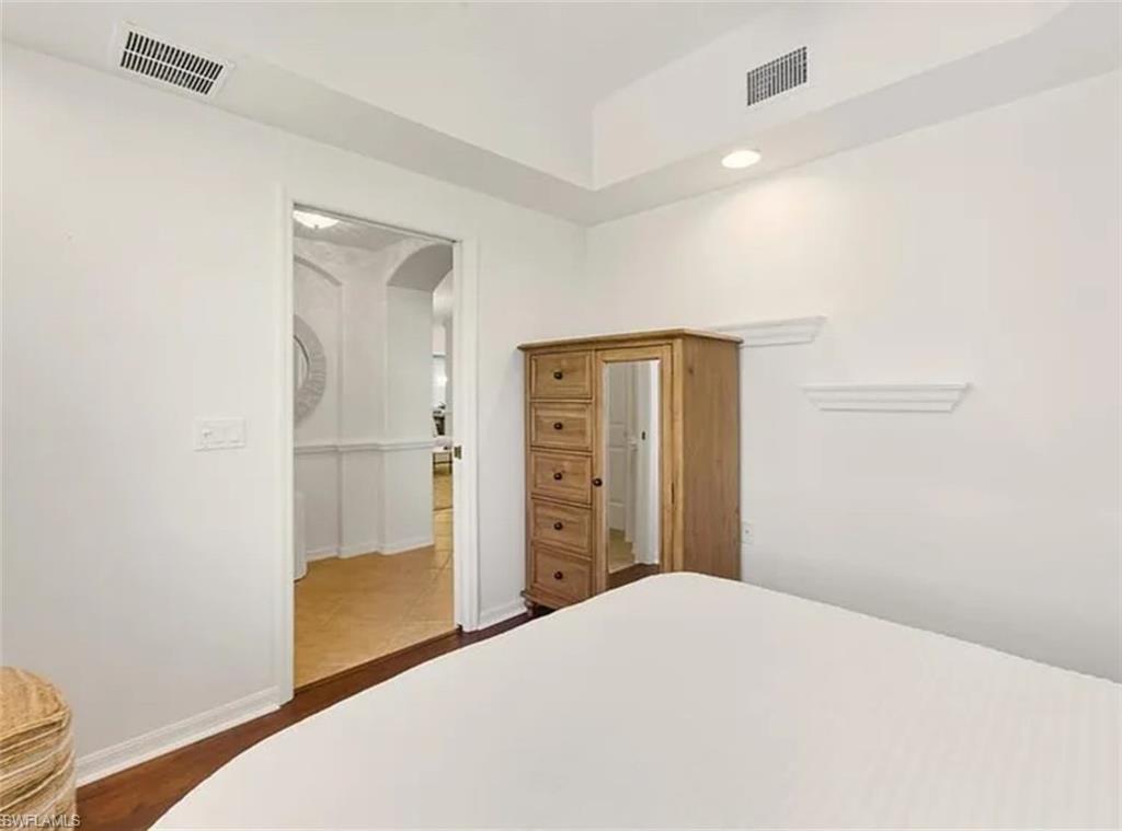 EAGLE COVE - Residential Lease