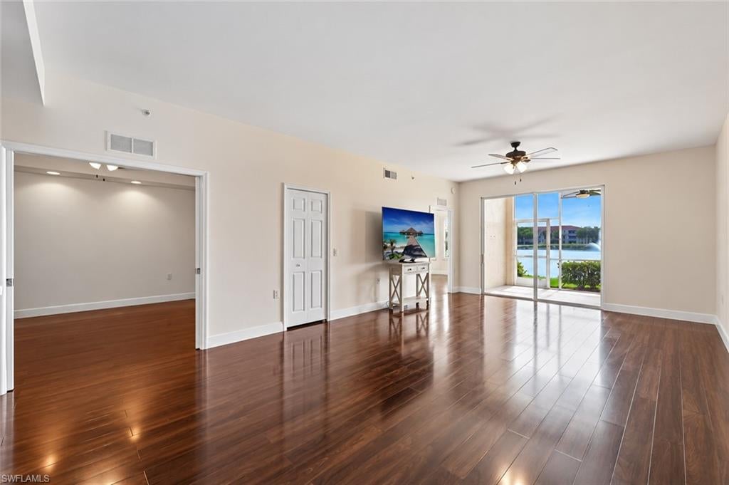 2810 Cypress Trace CIR 2112