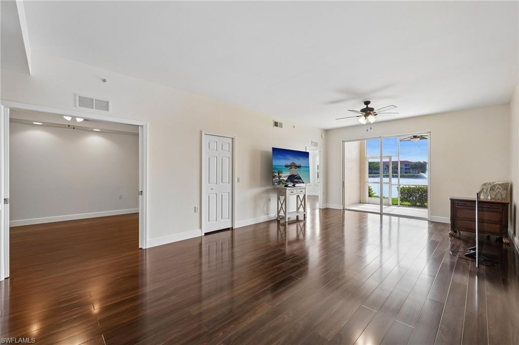 2810 Cypress Trace CIR 2112
