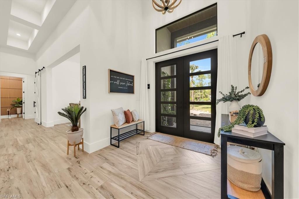 COLLIER WOODS - Residential