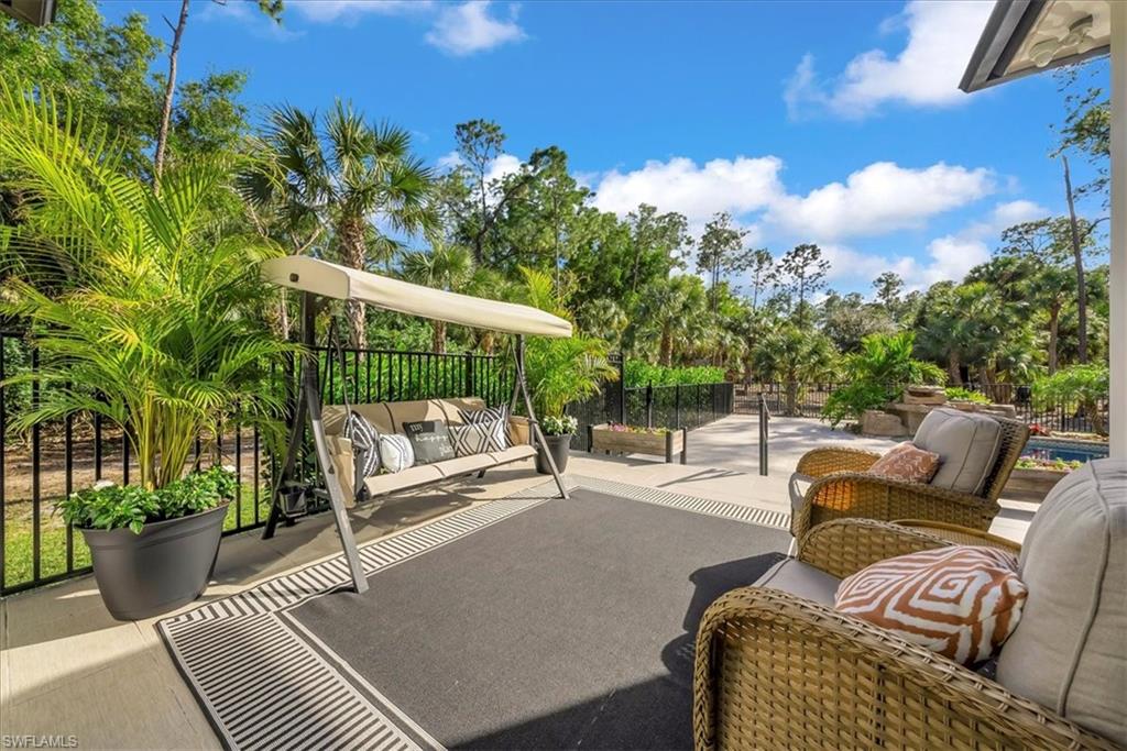 COLLIER WOODS - Residential