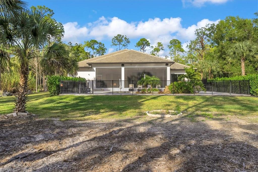 COLLIER WOODS - Residential