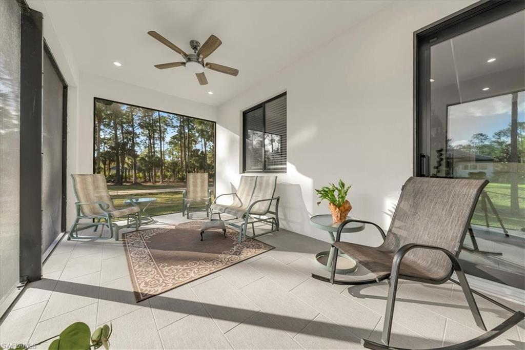 COLLIER WOODS - Residential