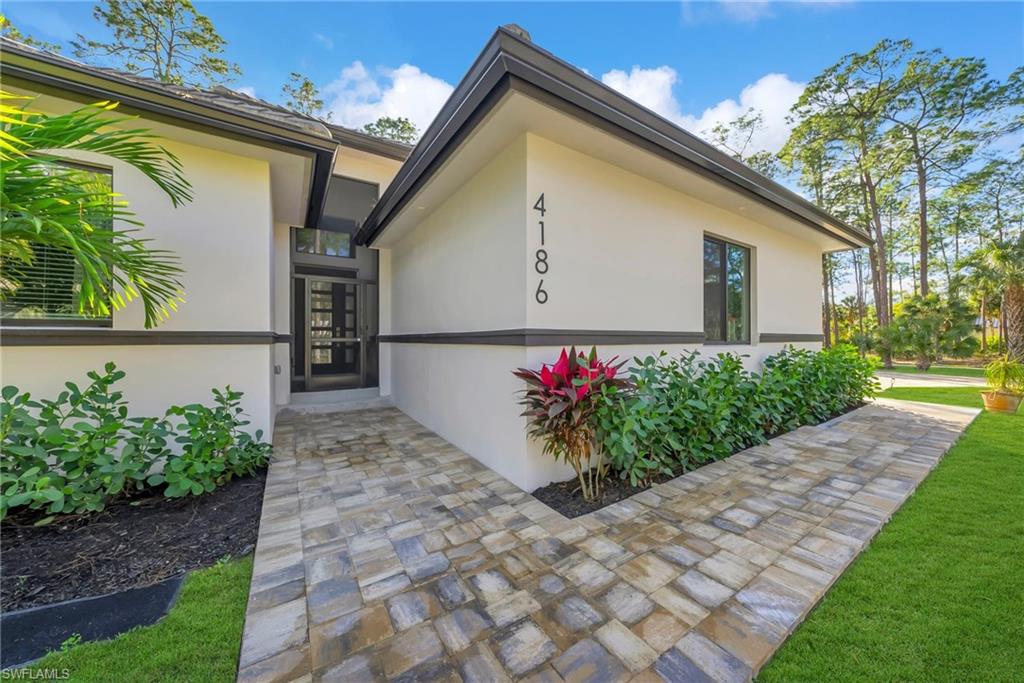 COLLIER WOODS - Residential