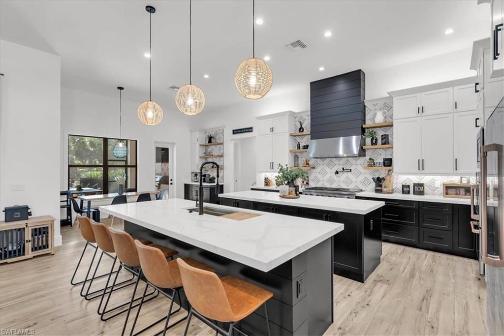 COLLIER WOODS - Residential