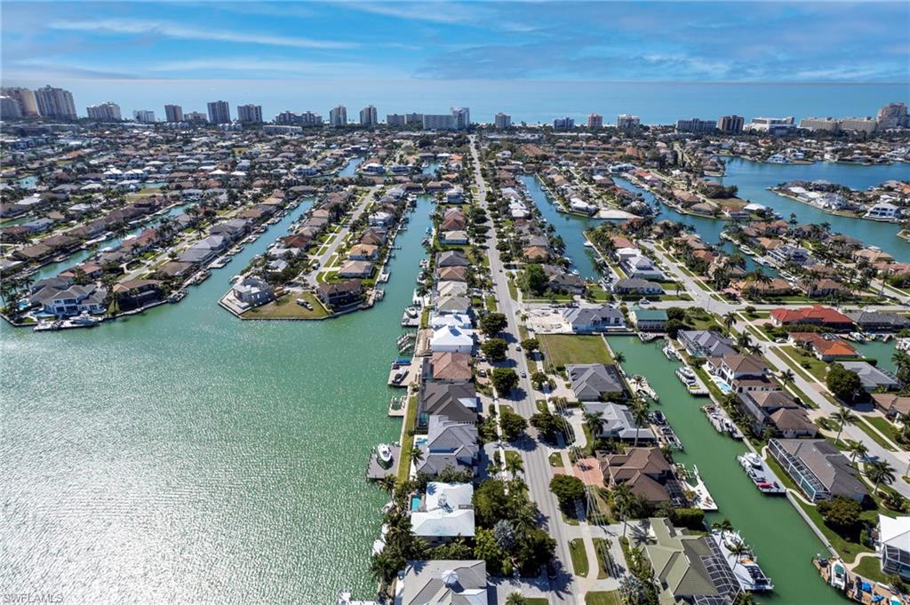 MARCO BEACH - Residential